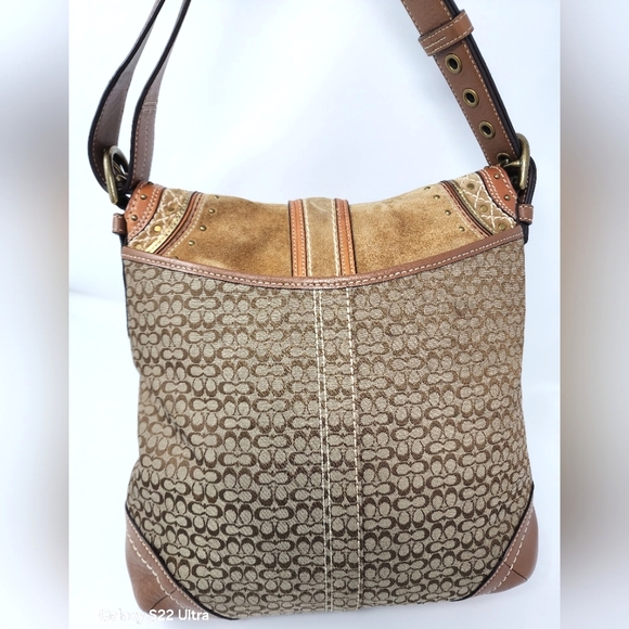 Coach Shoulder Bag & Wristlet - Picture 10 of 15